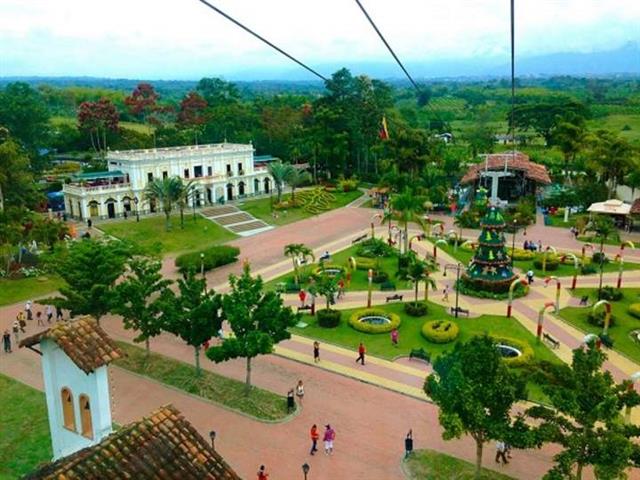 parque-del-cafe-11 - Alquiler de Fincas en el Quindio, Hoteles en el Eje Cafetero