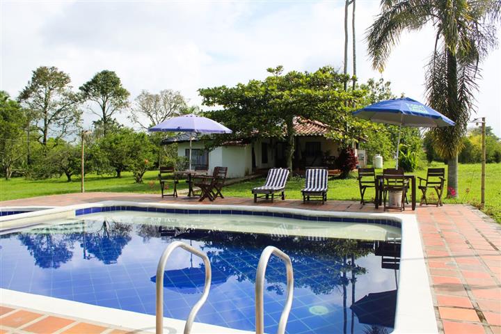 hotel-del-campo-6 - Alquiler de Fincas en el Quindio, Hoteles en el Eje Cafetero piscina