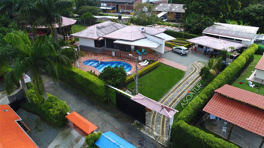 casa-campestre-la-esperanza-21 - Alquiler de Fincas en el Quindio, Hoteles en el Eje Cafetero