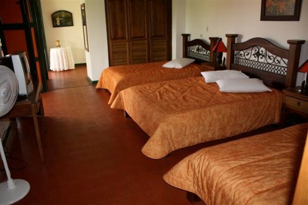 valparaiso-12 - Alquiler de Fincas en el Quindio, Hoteles en el Eje Cafetero