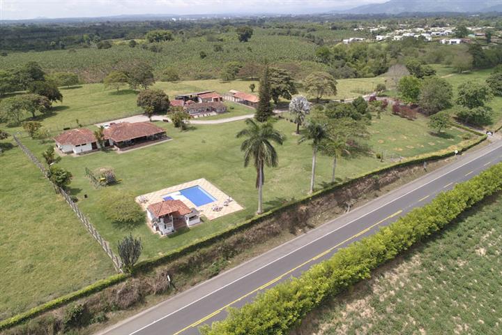 san-francisco-finca-hotel-1 - Alquiler de Fincas en el Quindio, Hoteles en el Eje Cafetero