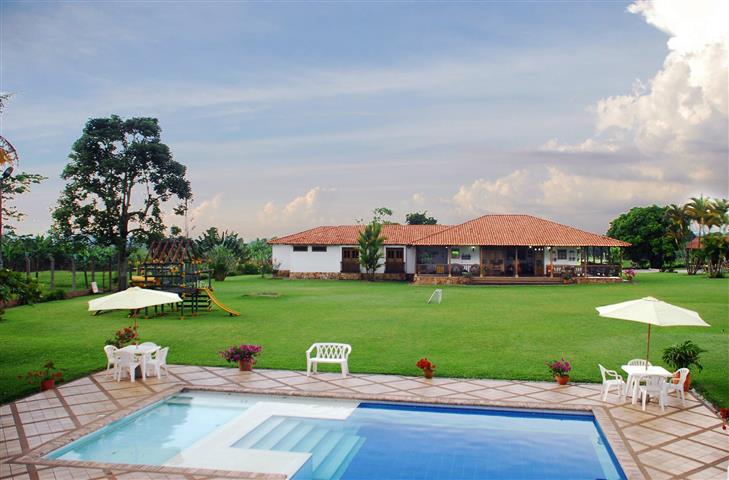 san-francisco-finca-hotel-2 - Alquiler de Fincas en el Quindio, Hoteles en el Eje Cafetero