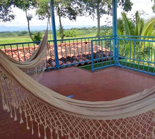 villa-angelica-6 - Alquiler de Fincas en el Quindio, Hoteles en el Eje Cafetero